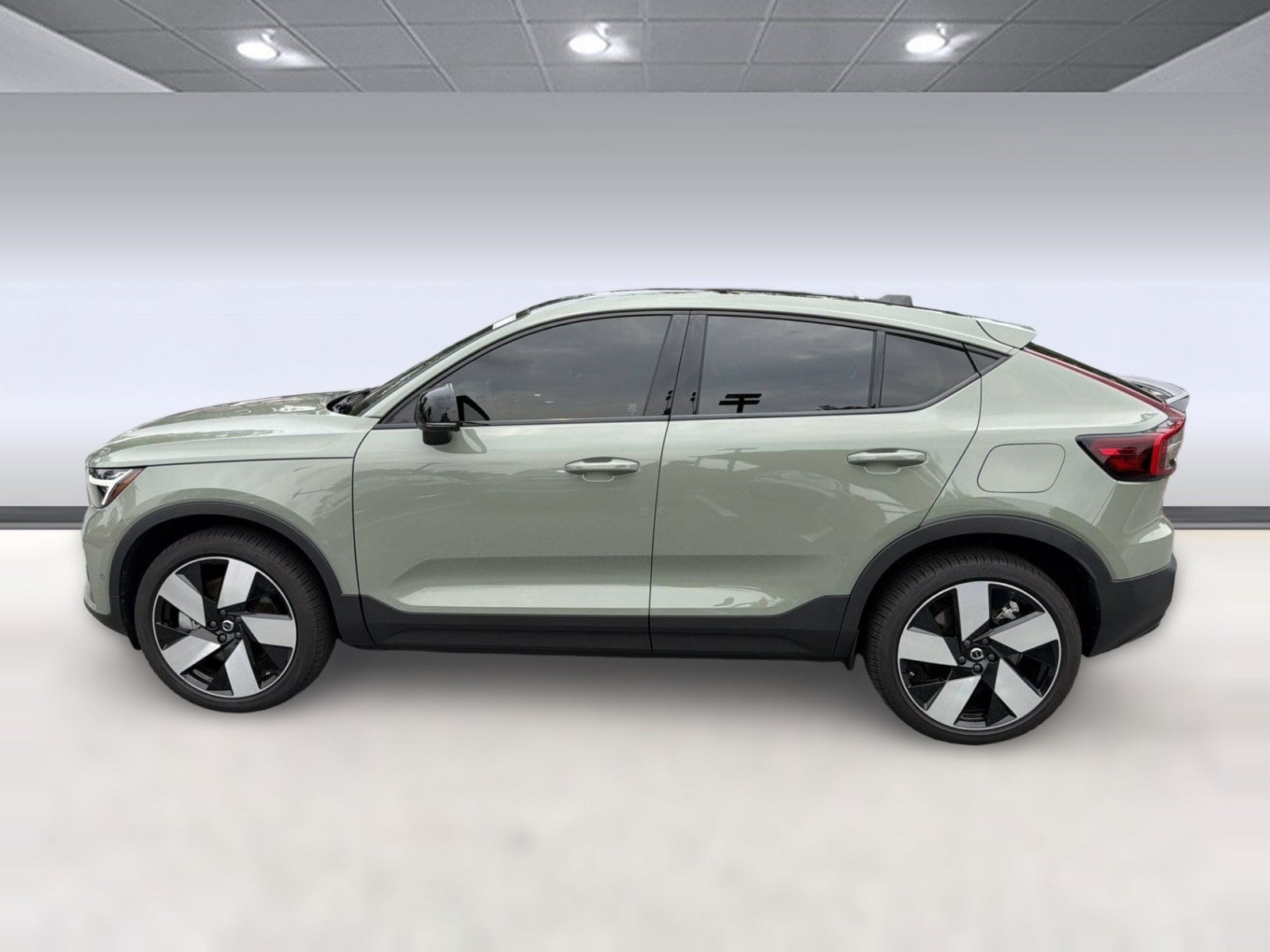 C40 Recharge Pure Electric Ultimate SUV
