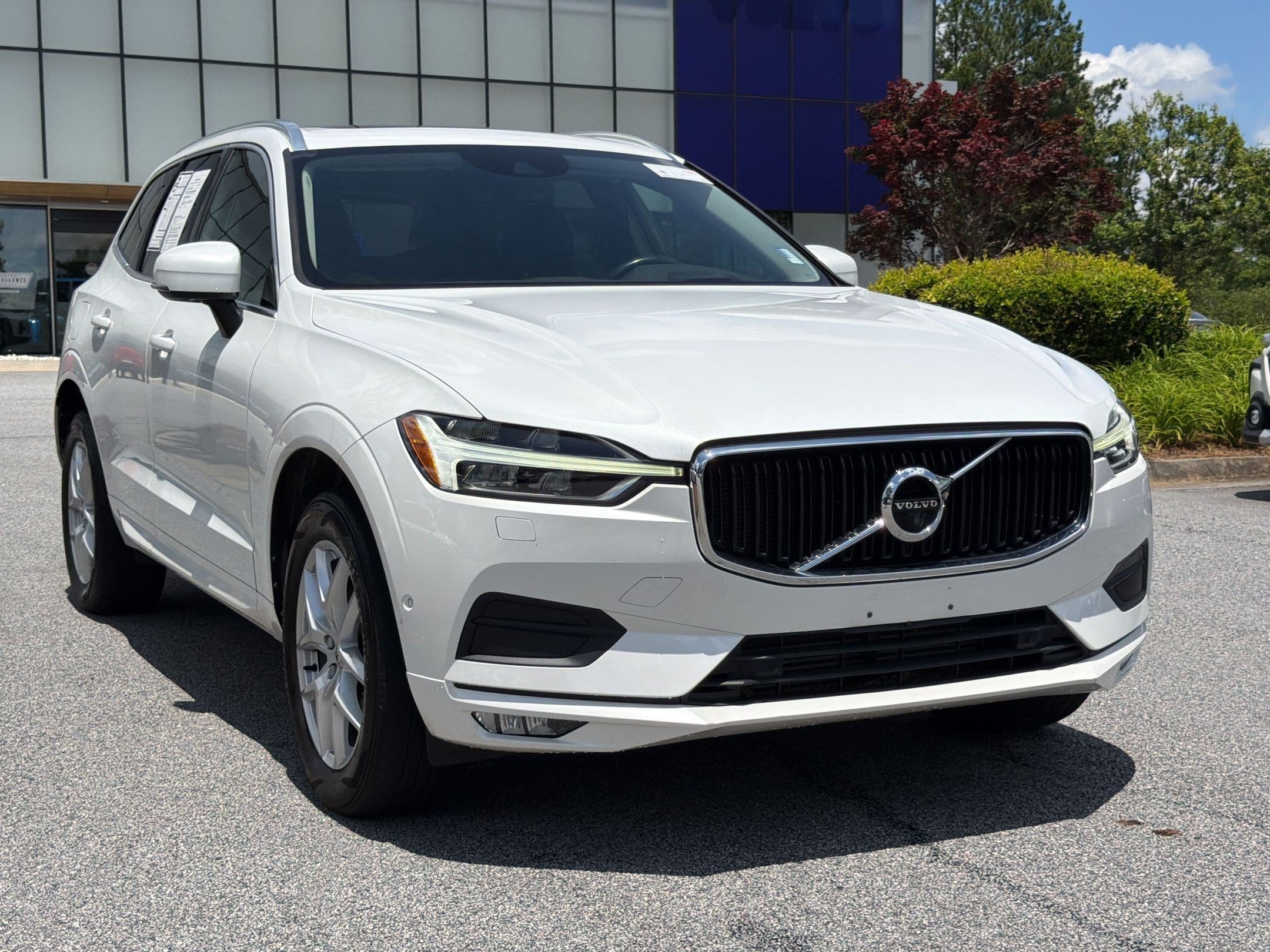 XC60 T5 Momentum SUV