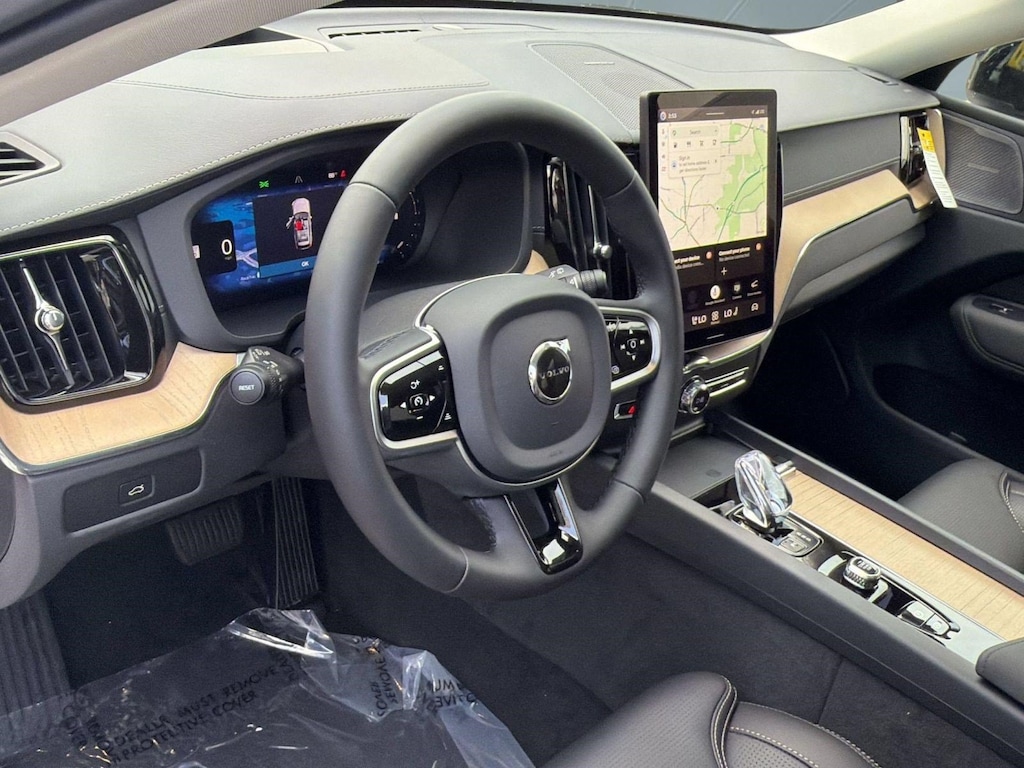 New 2026 Volvo XC60 B5 Ultra SUV