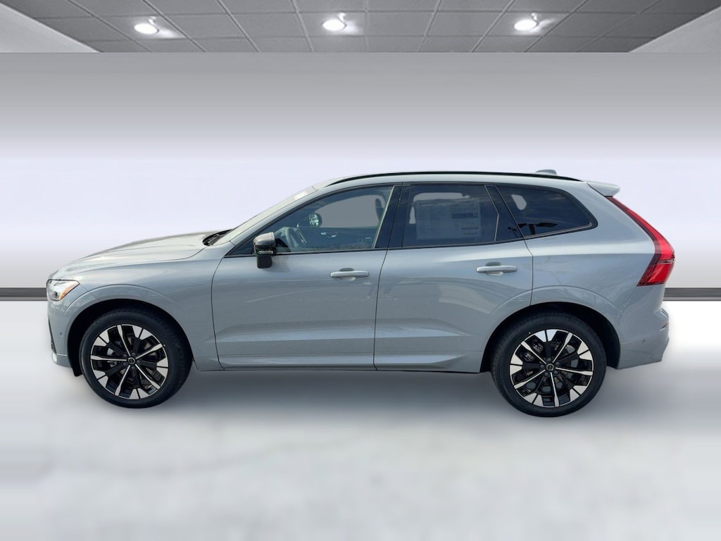 New 2026 Volvo XC60 B5 Plus SUV