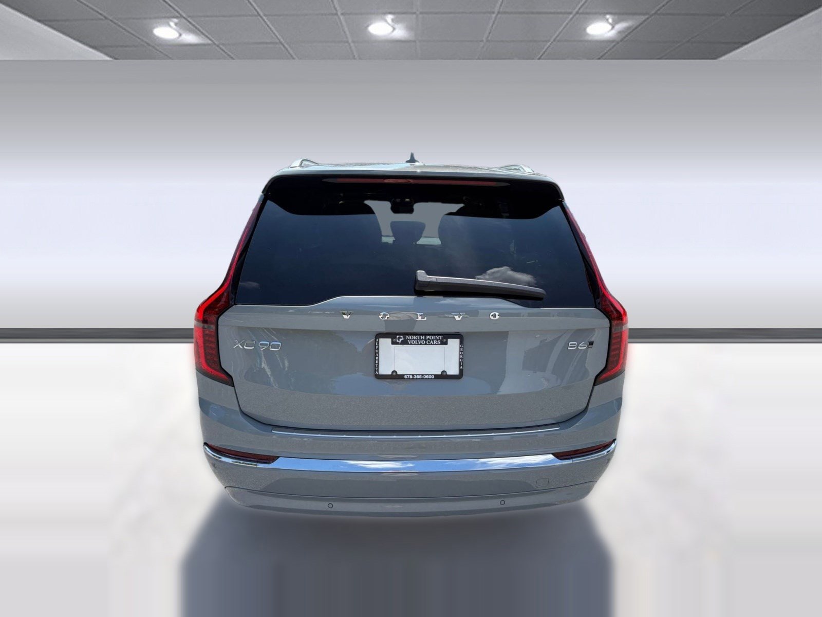 2026 Volvo XC90 Plus - Photo 10