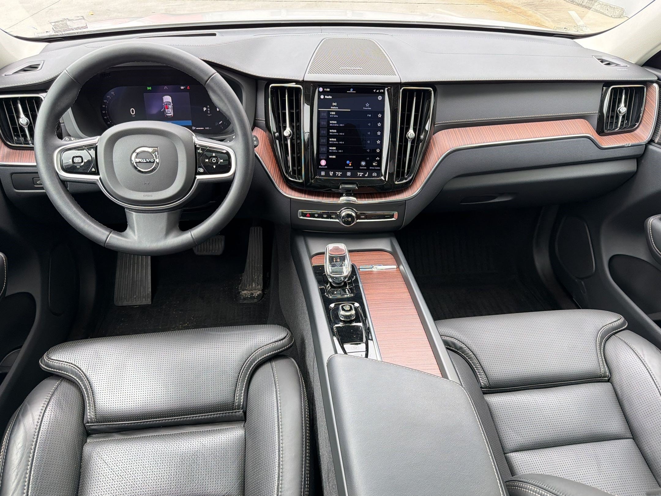 2023 Volvo XC60 Ultimate - Photo 14