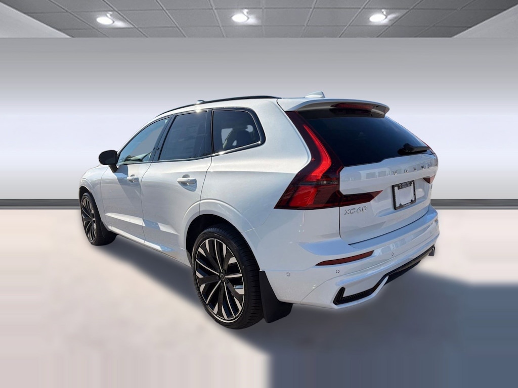 New 2026 Volvo XC60 B5 Ultra SUV