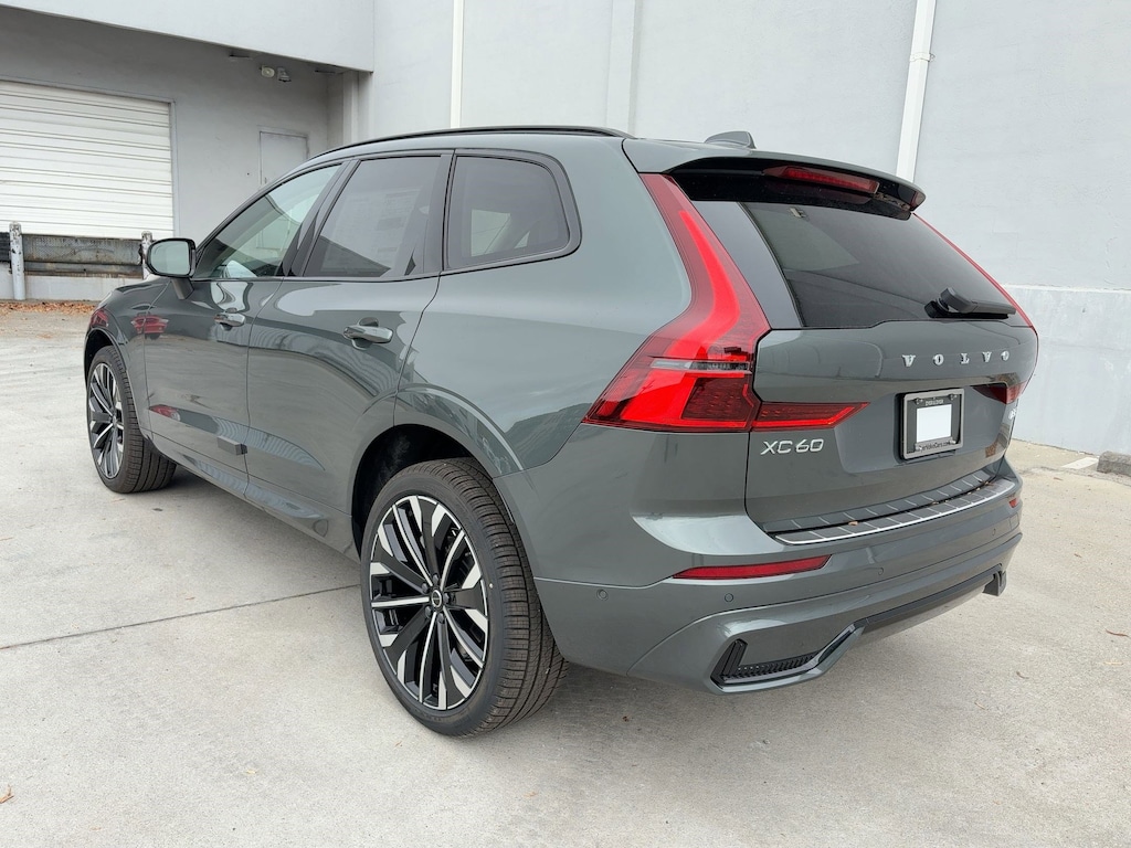 New 2026 Volvo XC60 B5 Ultra SUV