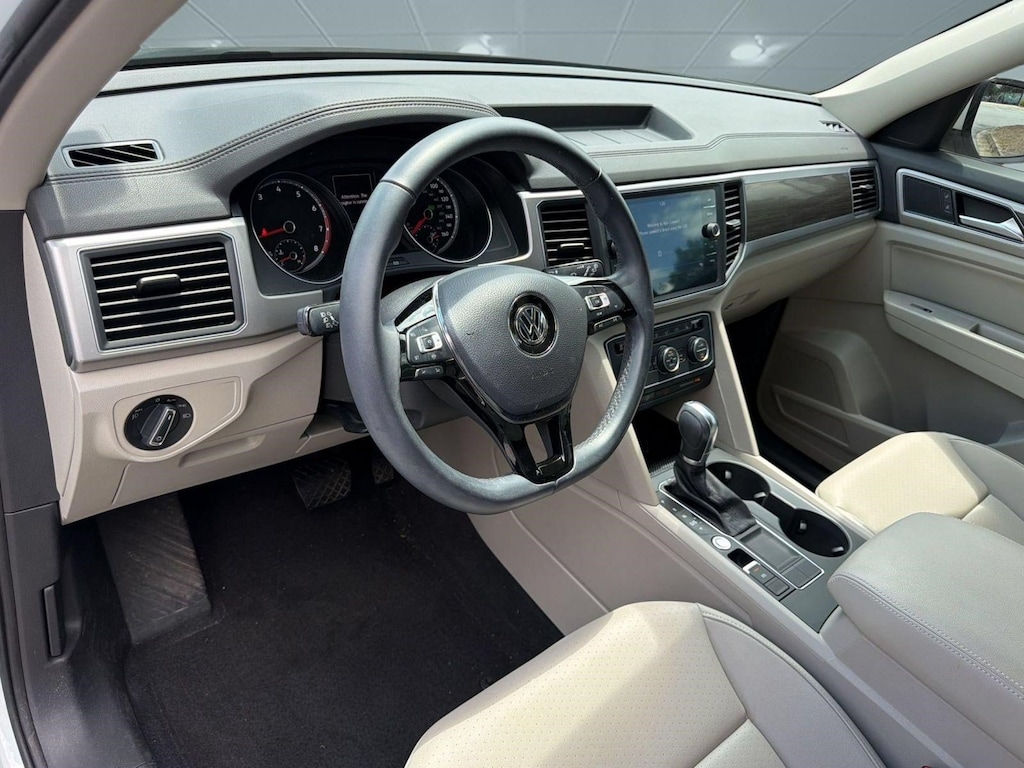 Used 2019 Volkswagen Atlas 3.6L V6 SE w/Technology SUV