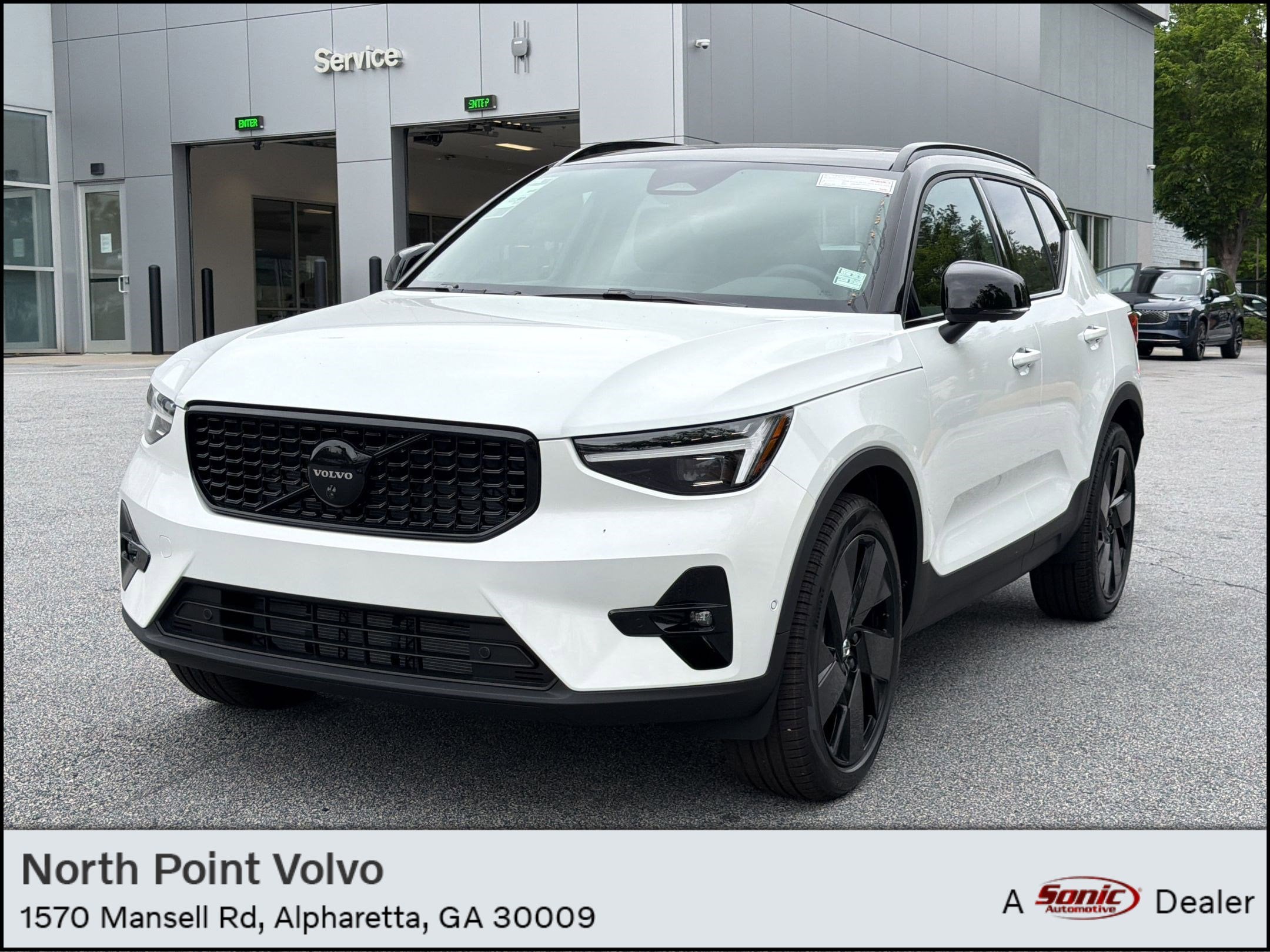 2026 Volvo XC40 B5 Ultra Ultra Black Edition AWD's photo