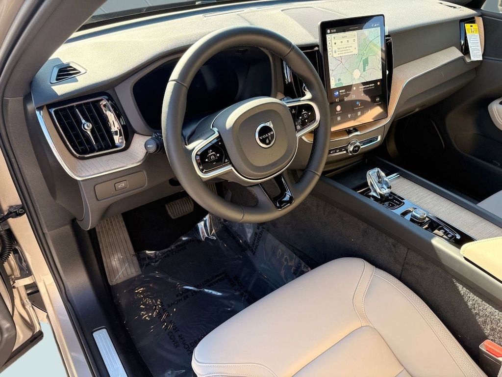 New 2026 Volvo XC60 B5 Plus SUV