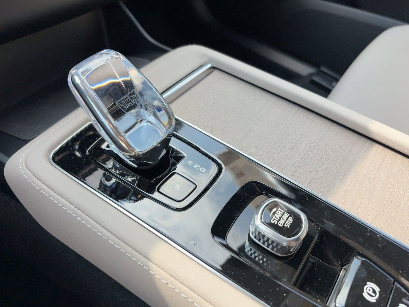 2026 Volvo XC90 Plus - Photo 18