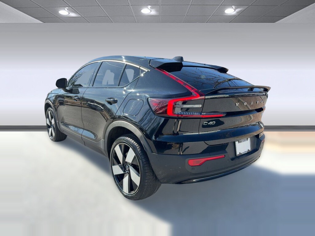 Certified 2023 Volvo C40 Recharge Pure Electric Ultimate Twin eAWD Ultimate