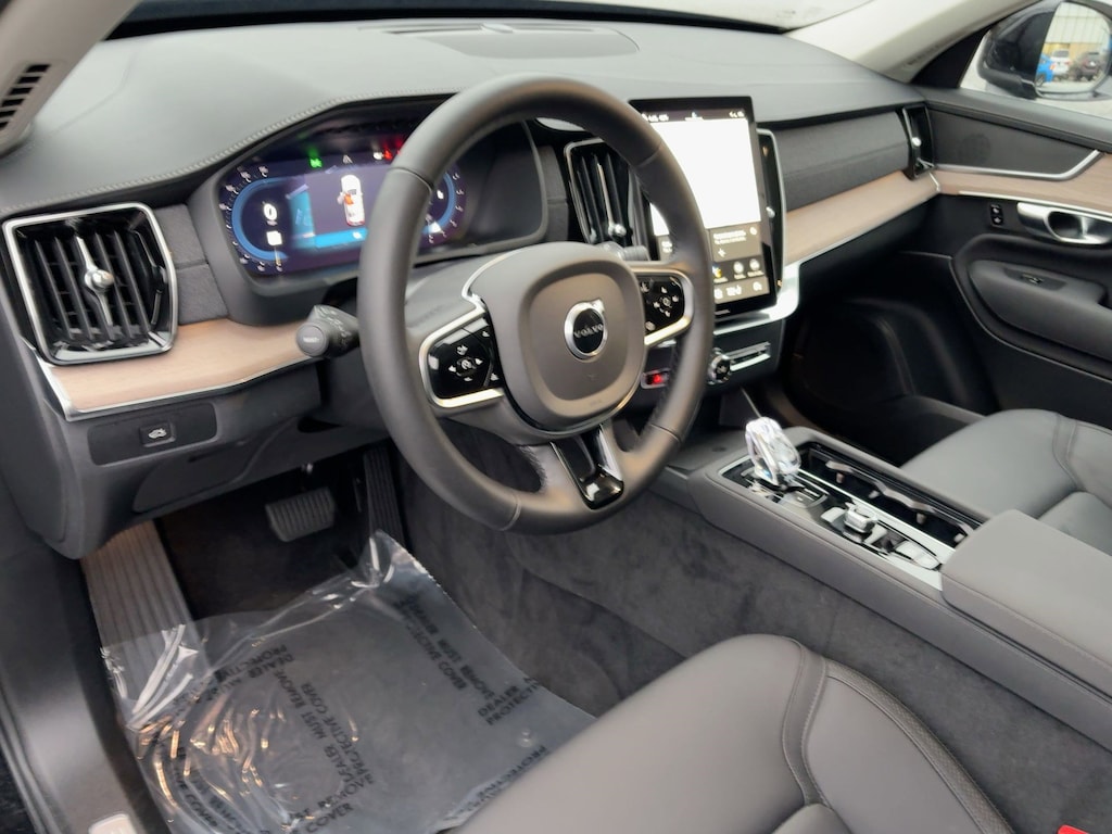 Certified 2025 Volvo XC90 Plus 2025.5 B6 AWD Plus 7-Seater