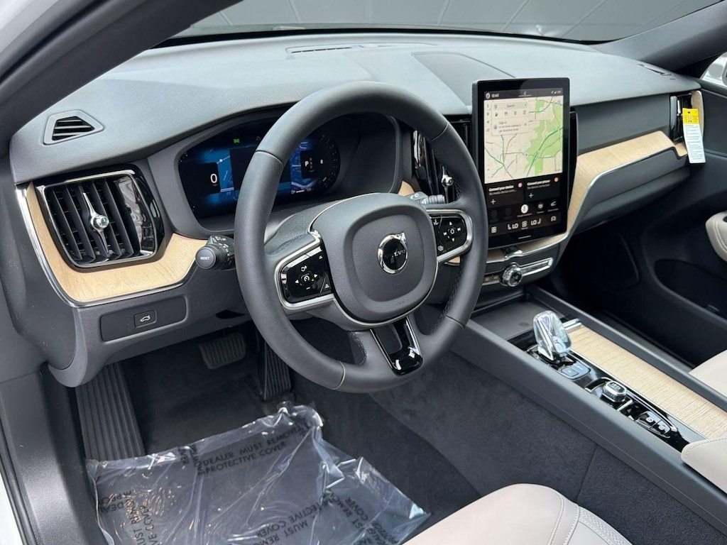 New 2026 Volvo XC60 B5 Core SUV