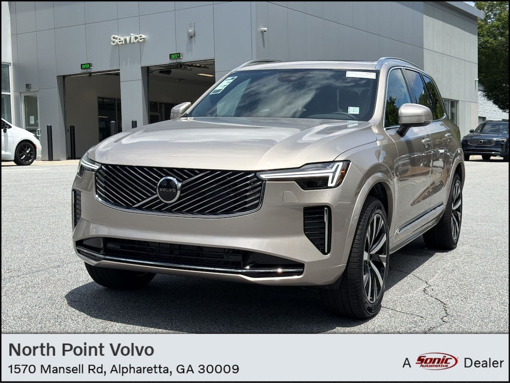 New 2026 Volvo XC90 B5 Core SUV