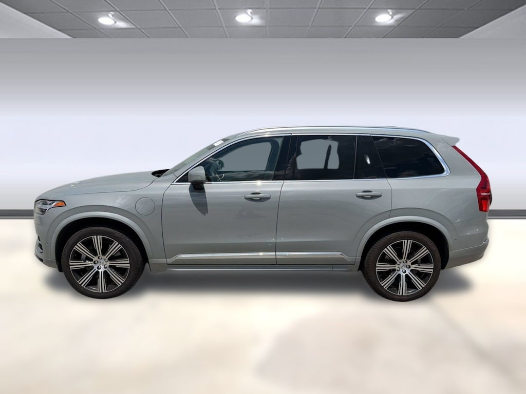 Used 2025 Volvo XC90 Plug-In Hybrid Plus SUV