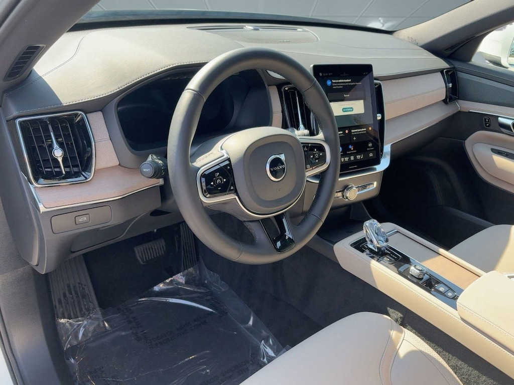 Certified 2025 Volvo XC90 B6 Plus 7 Passenger (2025.5) 2025.5 B6 AWD Plus 7-Seater