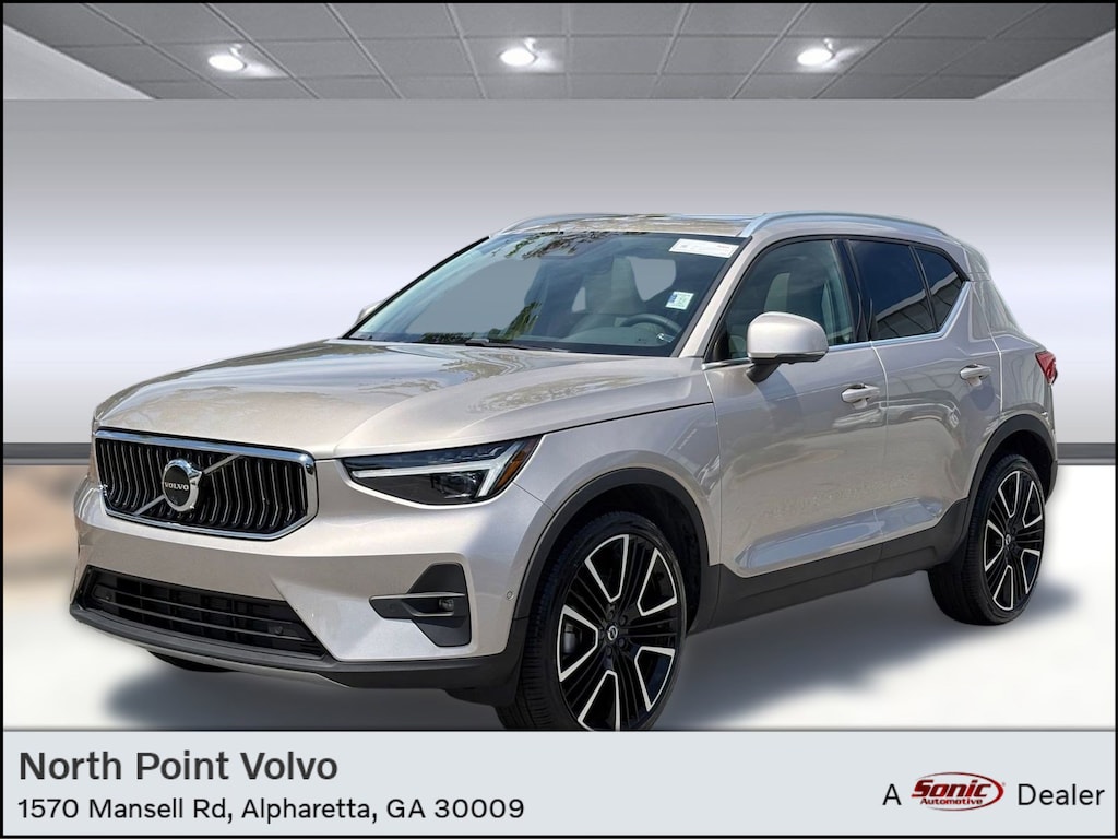 Certified 2024 Volvo XC40 B5 Ultimate B5 AWD Ultimate Bright Theme