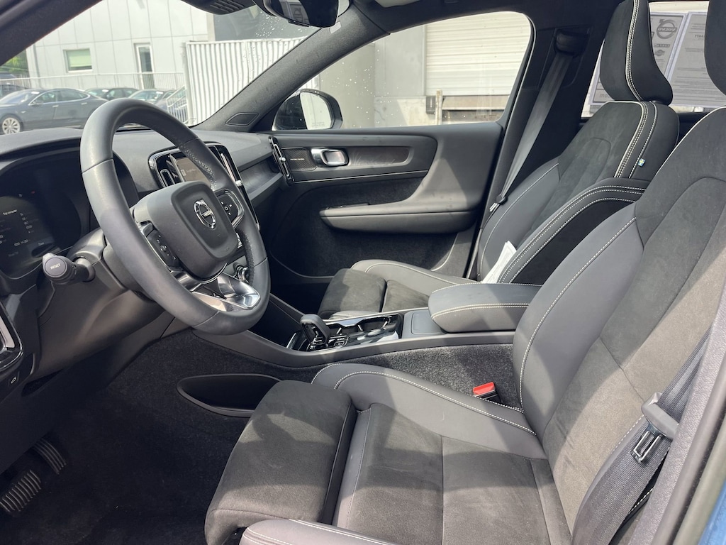 Certified 2023 Volvo XC40 Recharge Pure Electric Ultimate Twin eAWD Ultimate