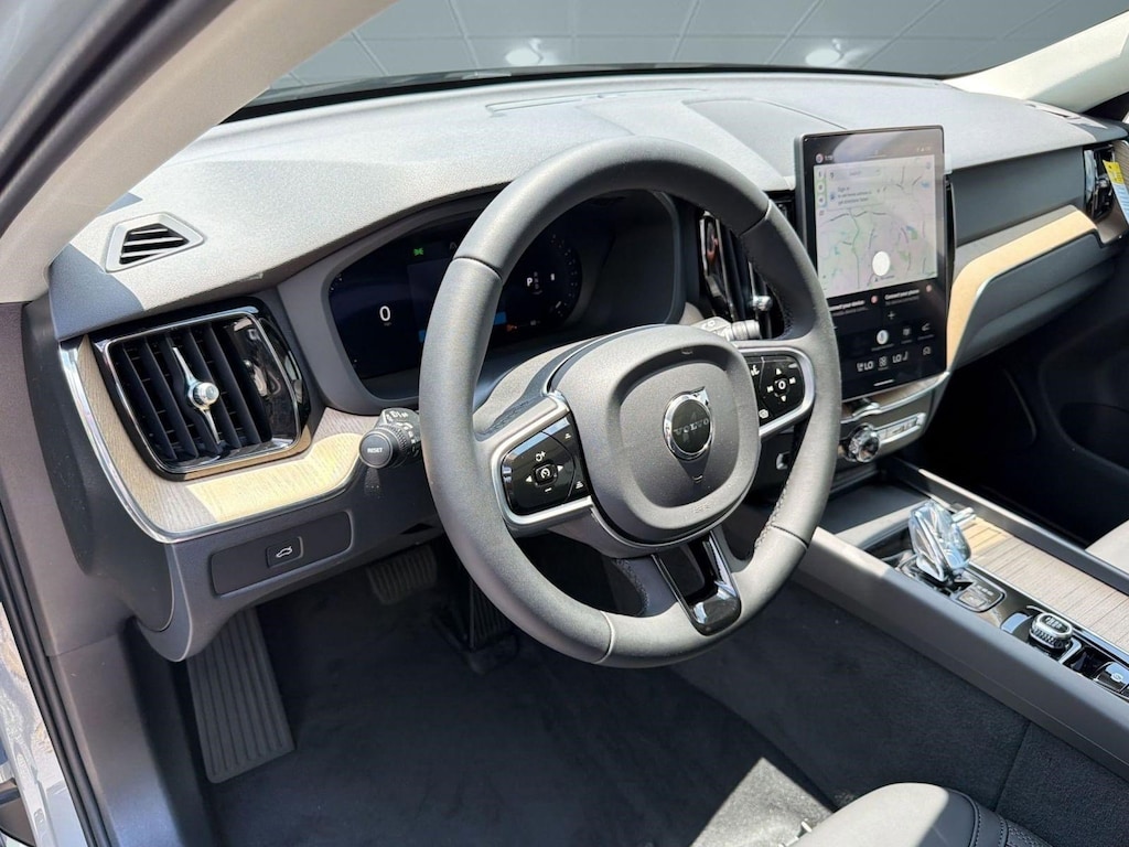 New 2026 Volvo XC60 B5 Plus SUV