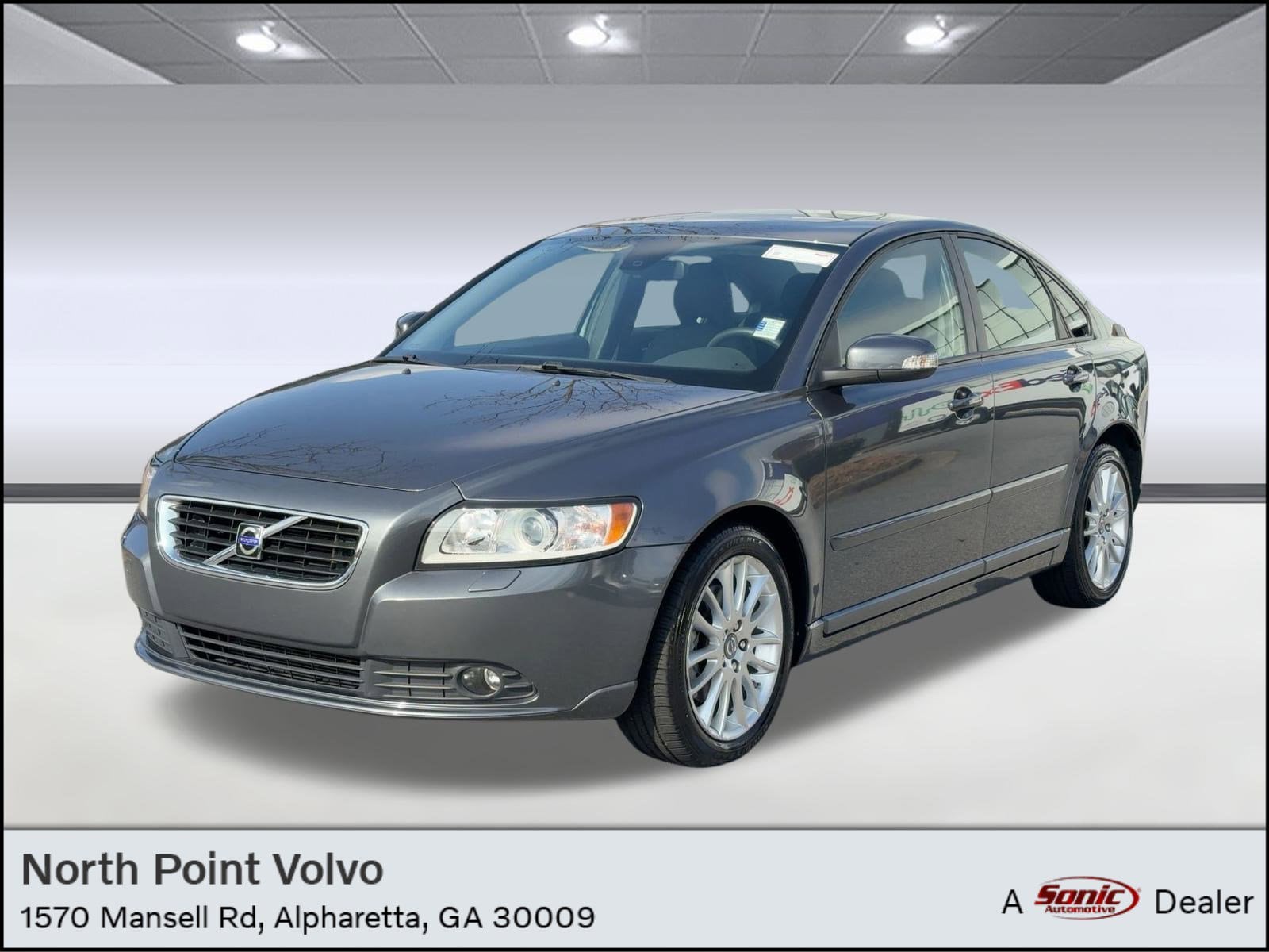 2009 Volvo S40 2.4i's photo