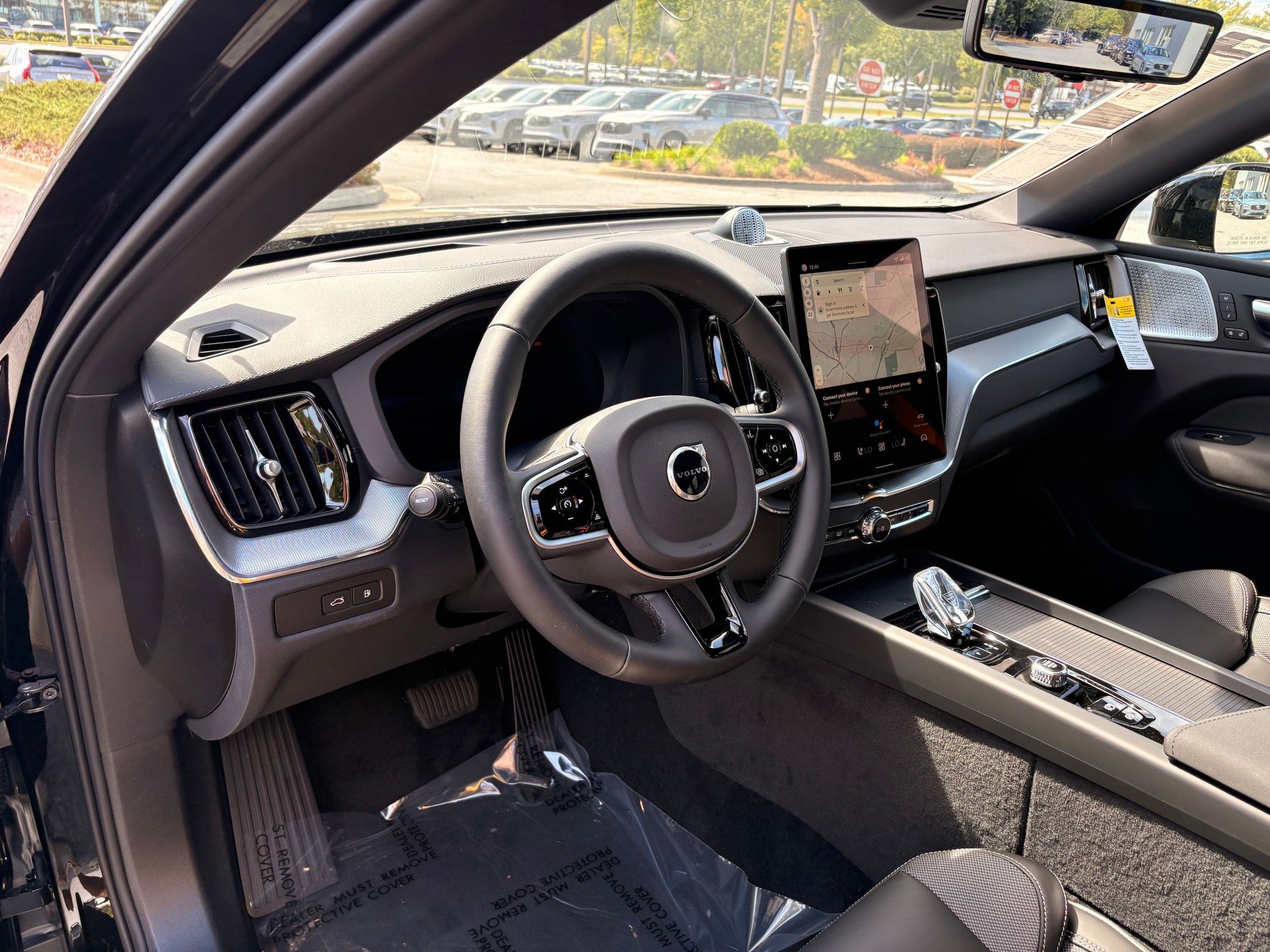 2026 Volvo XC60 T8 Polestar photo 3