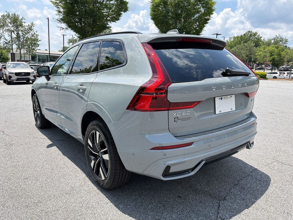 New 2026 Volvo XC60 B5 Plus SUV