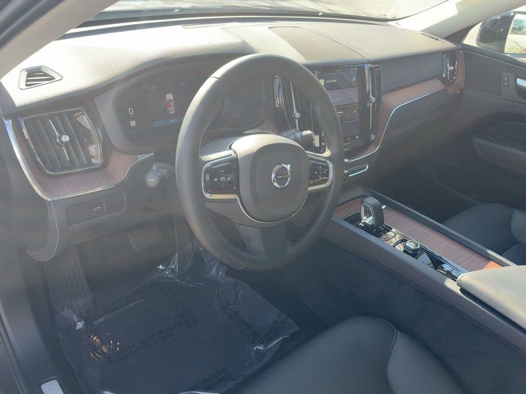 Certified 2024 Volvo XC60 B5 Plus B5 AWD Plus Dark Theme