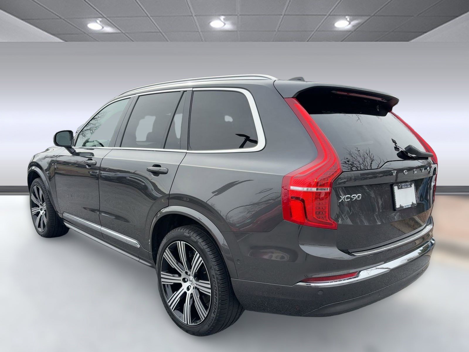 2024 Volvo XC90 AWD Ultimate photo 2