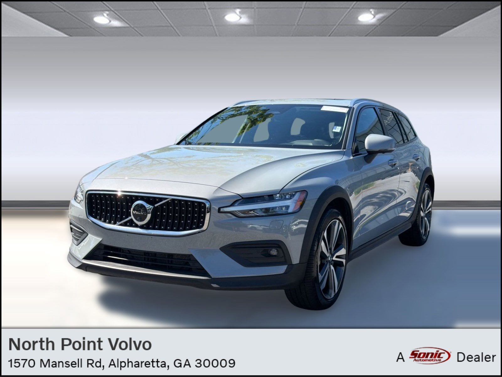 2025 Volvo V60 Cross Country B5 Plus AWD's photo