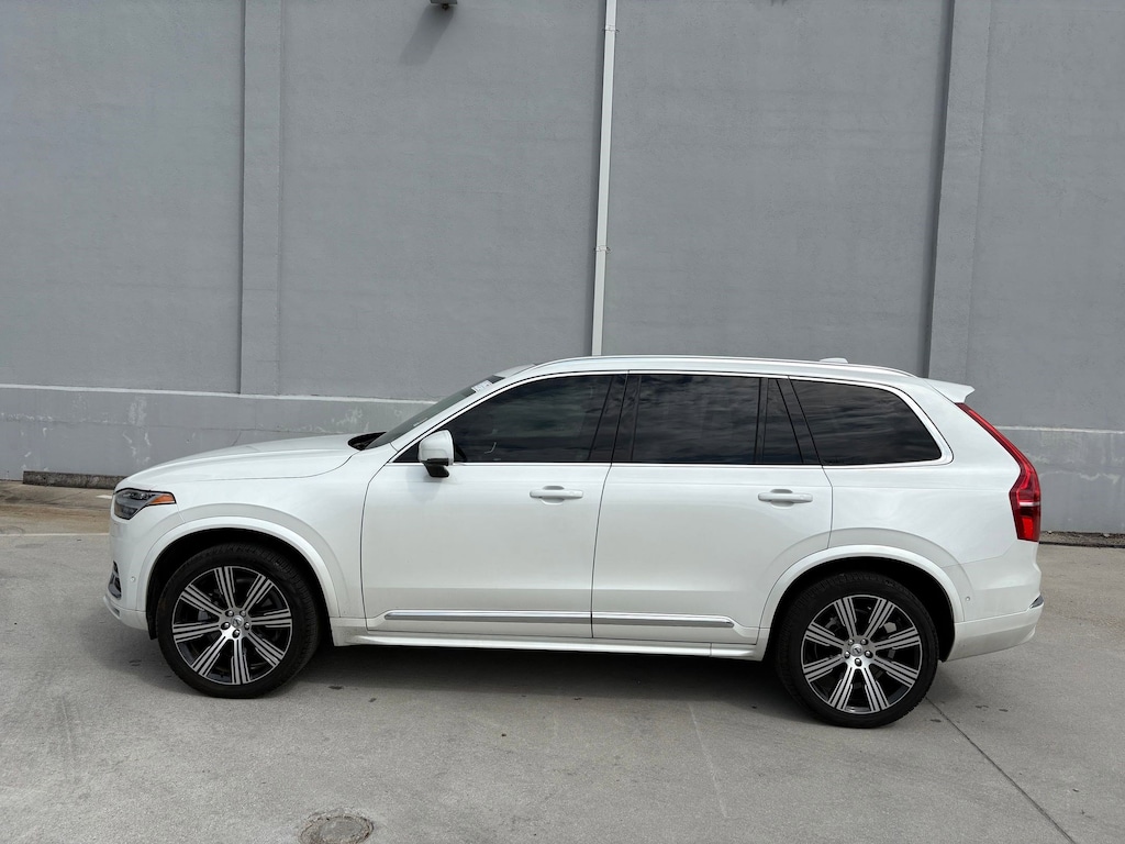 Used 2024 Volvo XC90 Plus Bright Theme B6 AWD Plus Bright Theme 7P