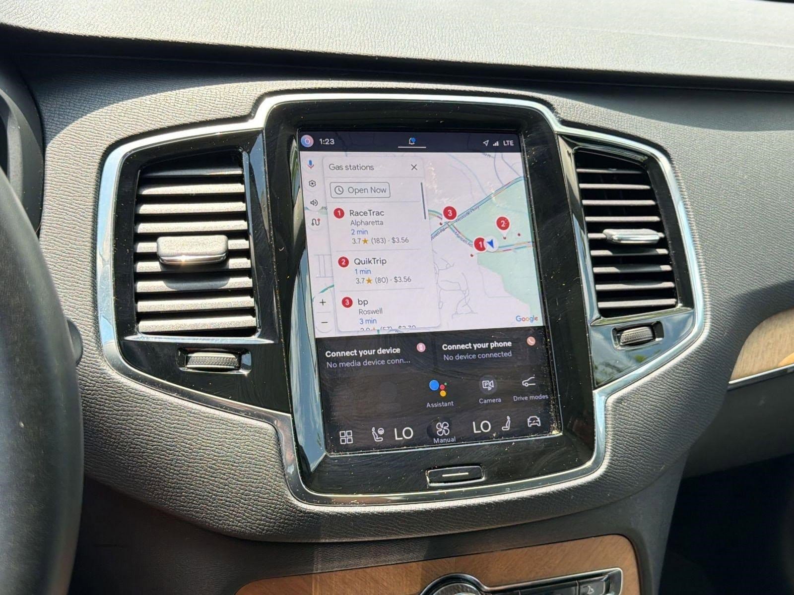 2023 Volvo XC90 Plus - Photo 23