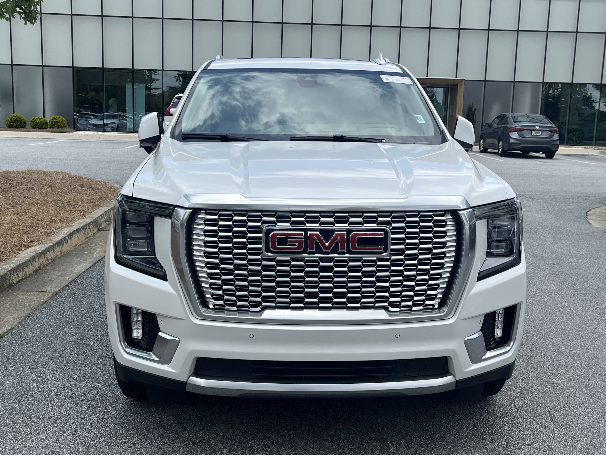 Used 2021 GMC Yukon Denali with VIN 1GKS1DKLXMR221650 for sale in Alpharetta, GA