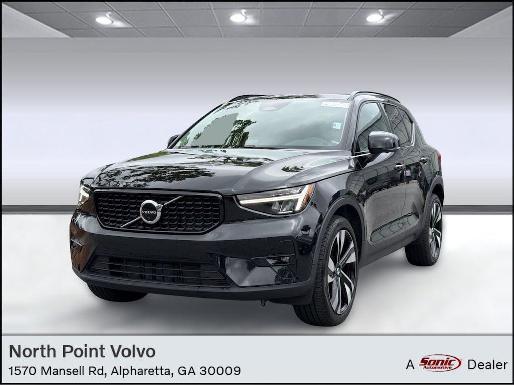 Certified 2023 Volvo XC40 B5 Plus SUV