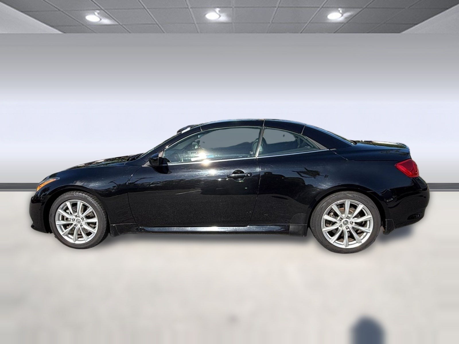 2013 INFINITI G37 Convertible Convertible