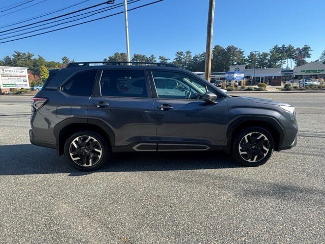 2025 Subaru Forester Limited photo 2