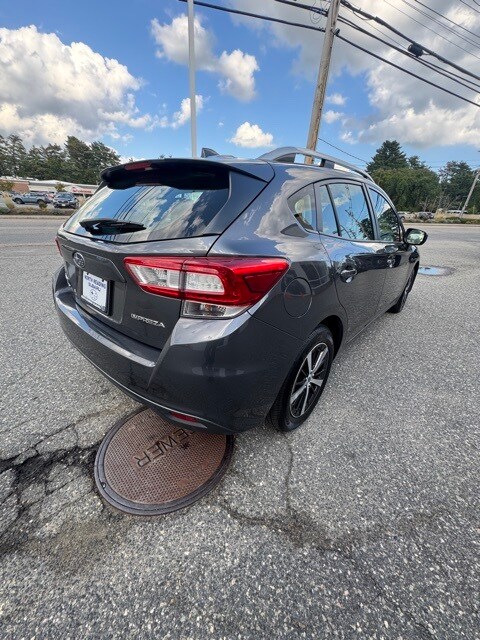 2019 Subaru Impreza 2.0i Premium photo 3
