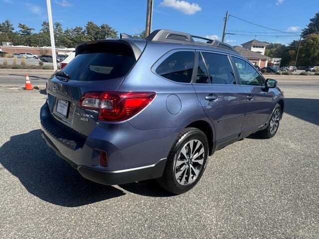 2016 Subaru Outback 3.6R Limited photo 3