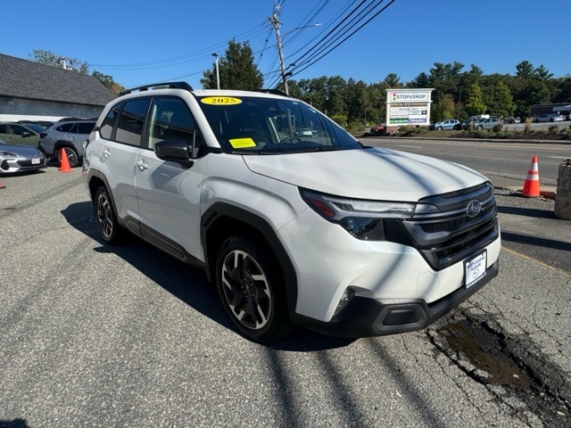 2025 Subaru Forester Limited's photo