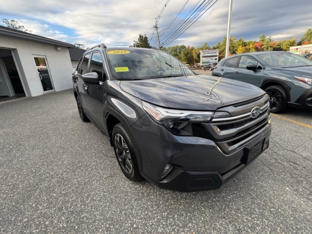 Used 2025 Subaru Forester Premium SUV