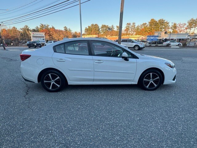 2023 Subaru Impreza Premium photo 2