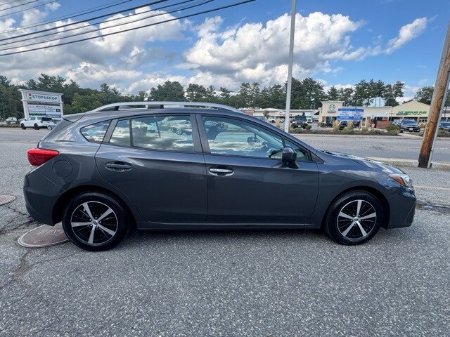 2019 Subaru Impreza 2.0i Premium photo 2