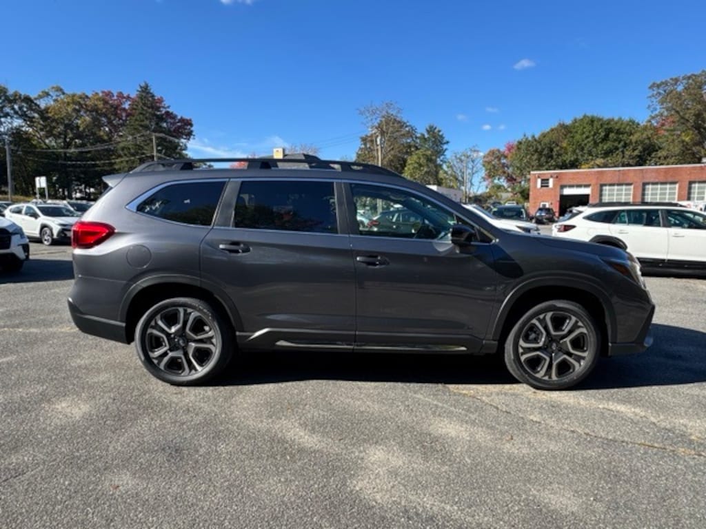 New 2025 Subaru Ascent Limited 7-Passenger SUV