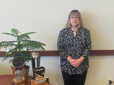 Staff member Donna Newhouse from ID_a6222047254b