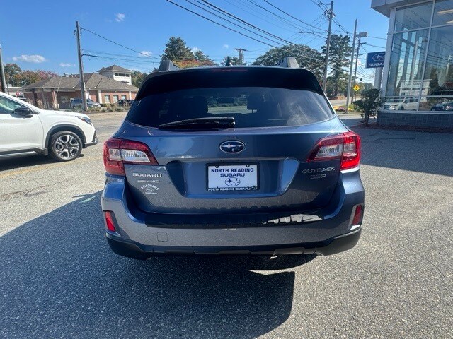 2016 Subaru Outback 3.6R Limited photo 4