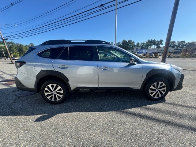 2023 Subaru Outback Premium photo 2