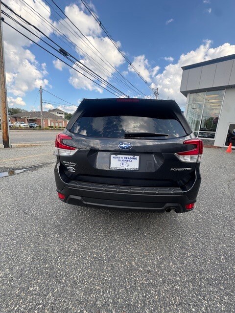 2019 Subaru Forester Premium photo 4
