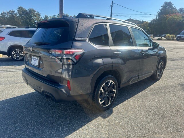 2025 Subaru Forester Limited photo 3