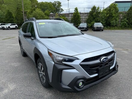 2025 Subaru Outback Premium SUV