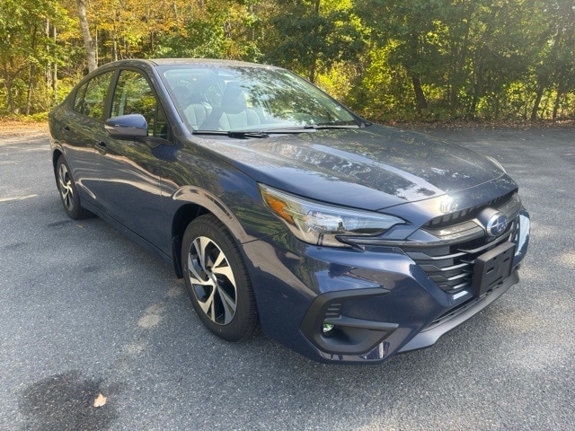 2025 Subaru Legacy Premium's photo