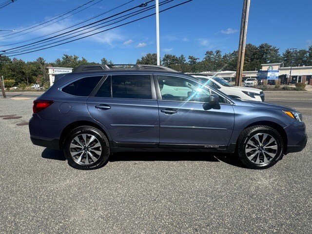 2016 Subaru Outback 3.6R Limited photo 2