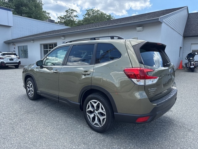 2022 Subaru Forester Premium