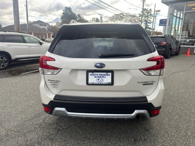 2023 Subaru Forester Touring photo 3